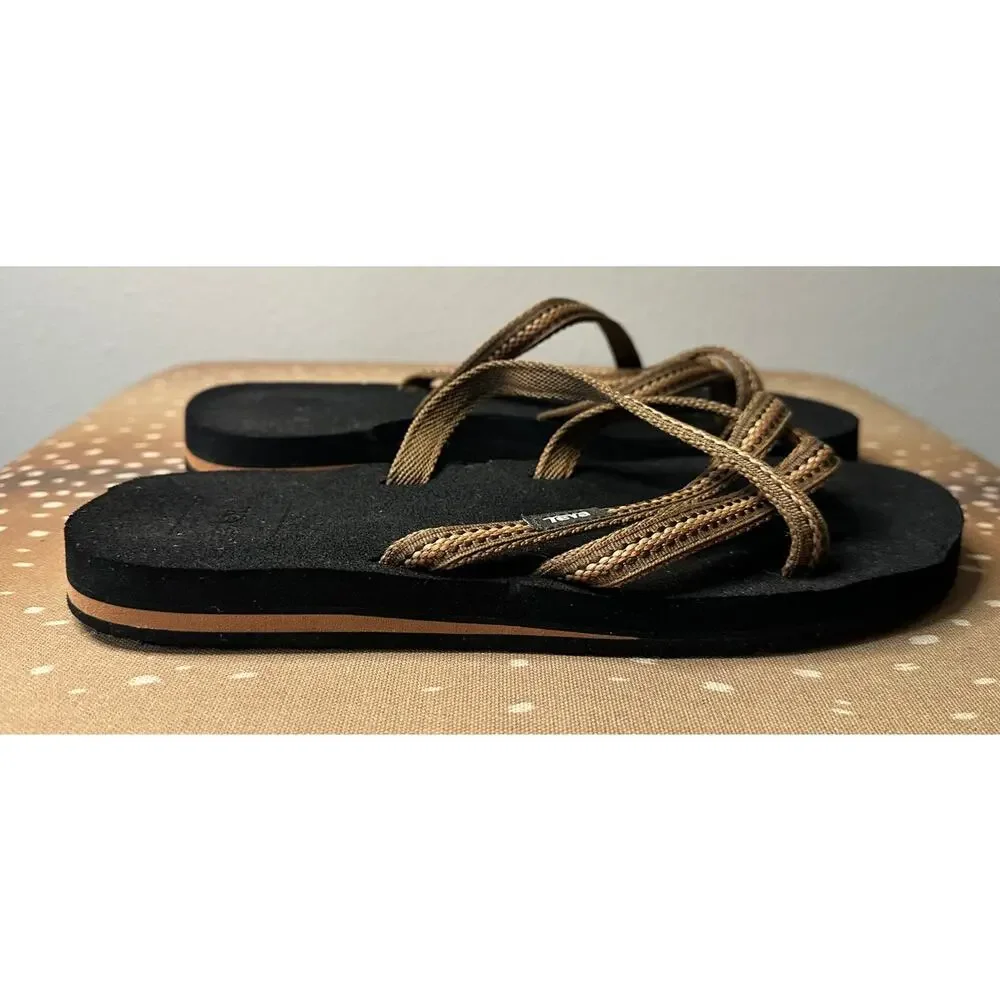 NWOT TEVA Olowahu Flip Flops in Brown Size 8